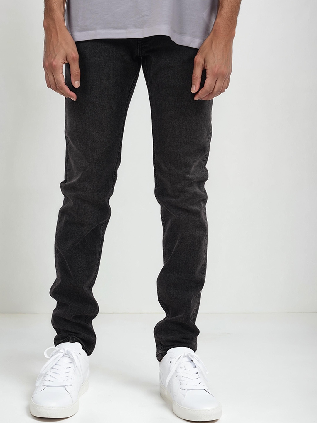 

Celio Men Solid Ankle Length Jeans, Grey