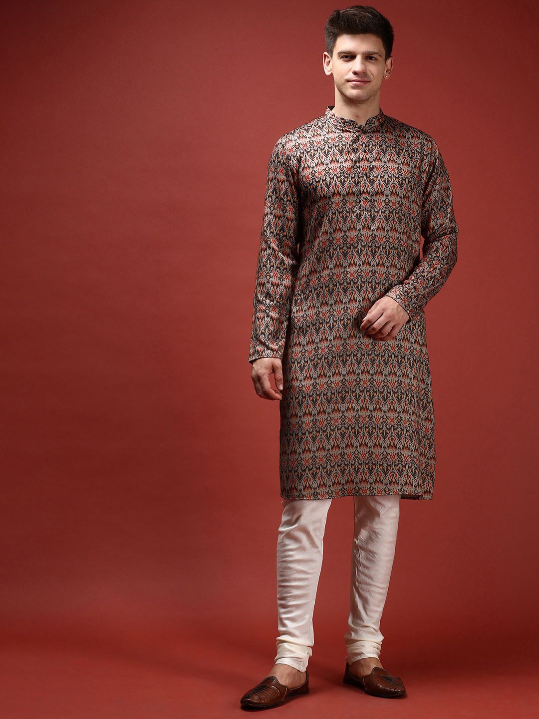 

Anouk Men Ethnic Motifs Printed Mandarin Collar Regular Straight Kurta With Churidar, Pink