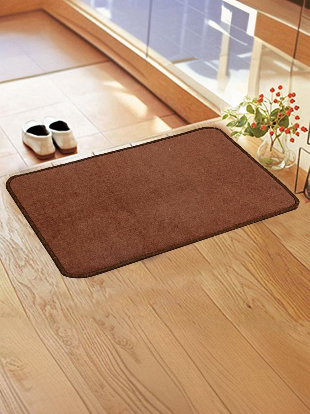 

Kuber Industries Brown 6 Pieces Anti Slip Micrfoiber Doormats