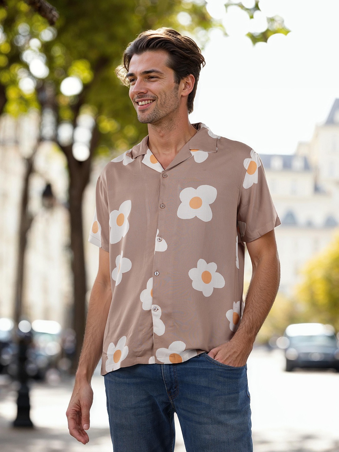 

Celio Men Classic Cuban Collar Floral Printed Casual Shirt, Brown