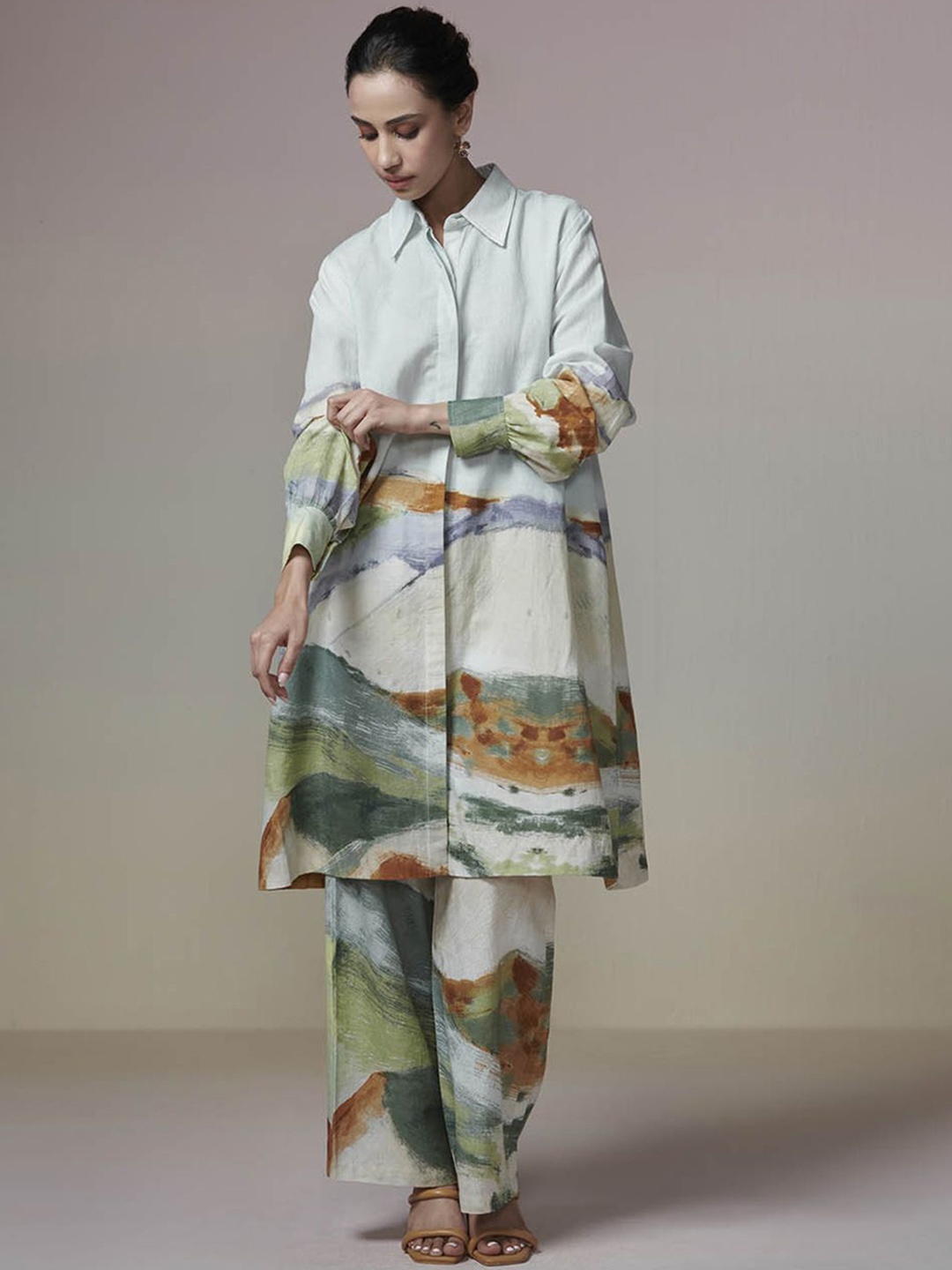 

Dressfolk Abstact Printed Shirt Collar Tunic & Trouser, Blue