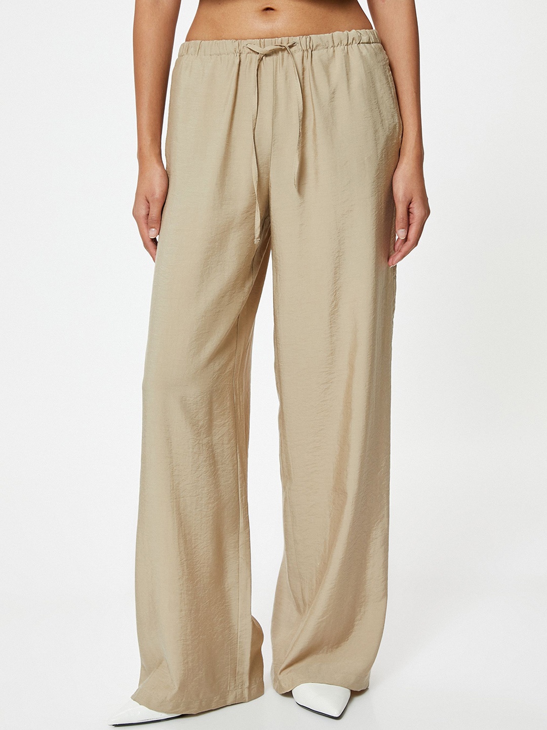 

Koton Women Regular Fit Trousers, Beige