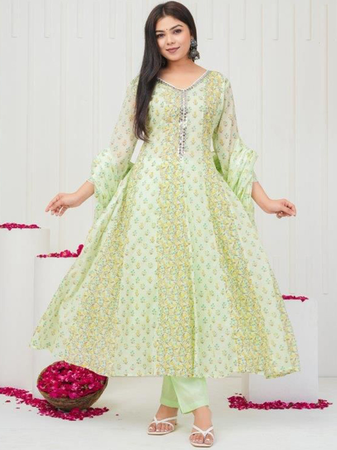 

., Fluorescent green