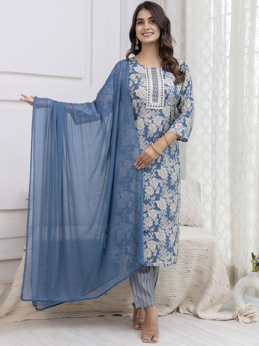 

Charu Floral Printed Thread Work Straight Kurta with Trousers & Dupatta, Turquoise blue