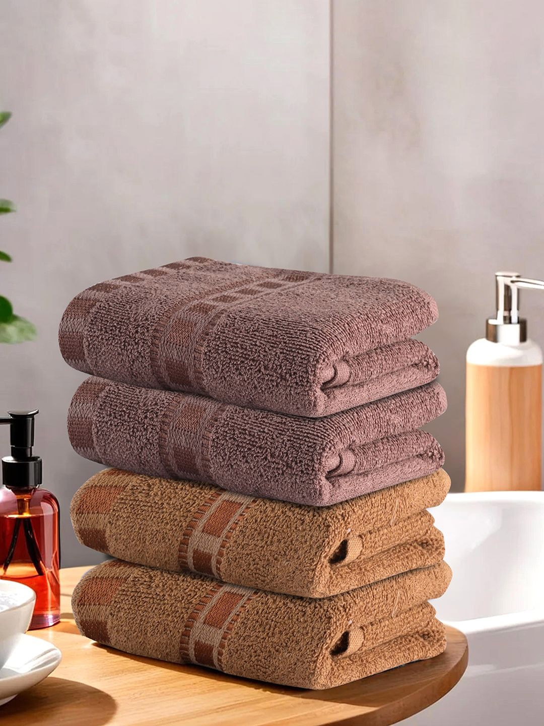 

Kuber Industries Brown 4 Pieces Cotton Anti-Bacterial 225 GSM Face Towels, Gold