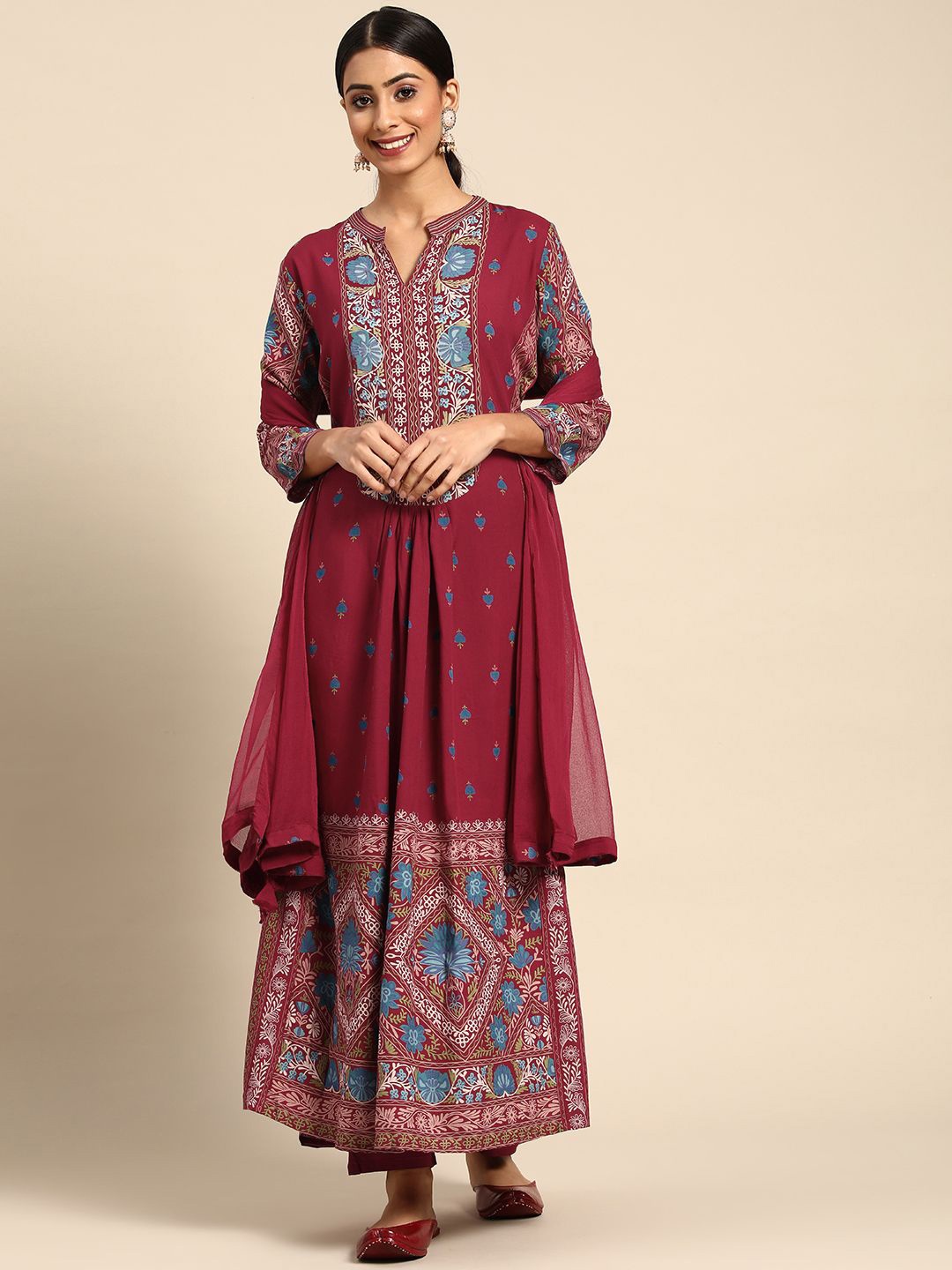 

IndigoFerry Floral Printed Pure Cotton Kurta with Trousers & Dupatta, Maroon