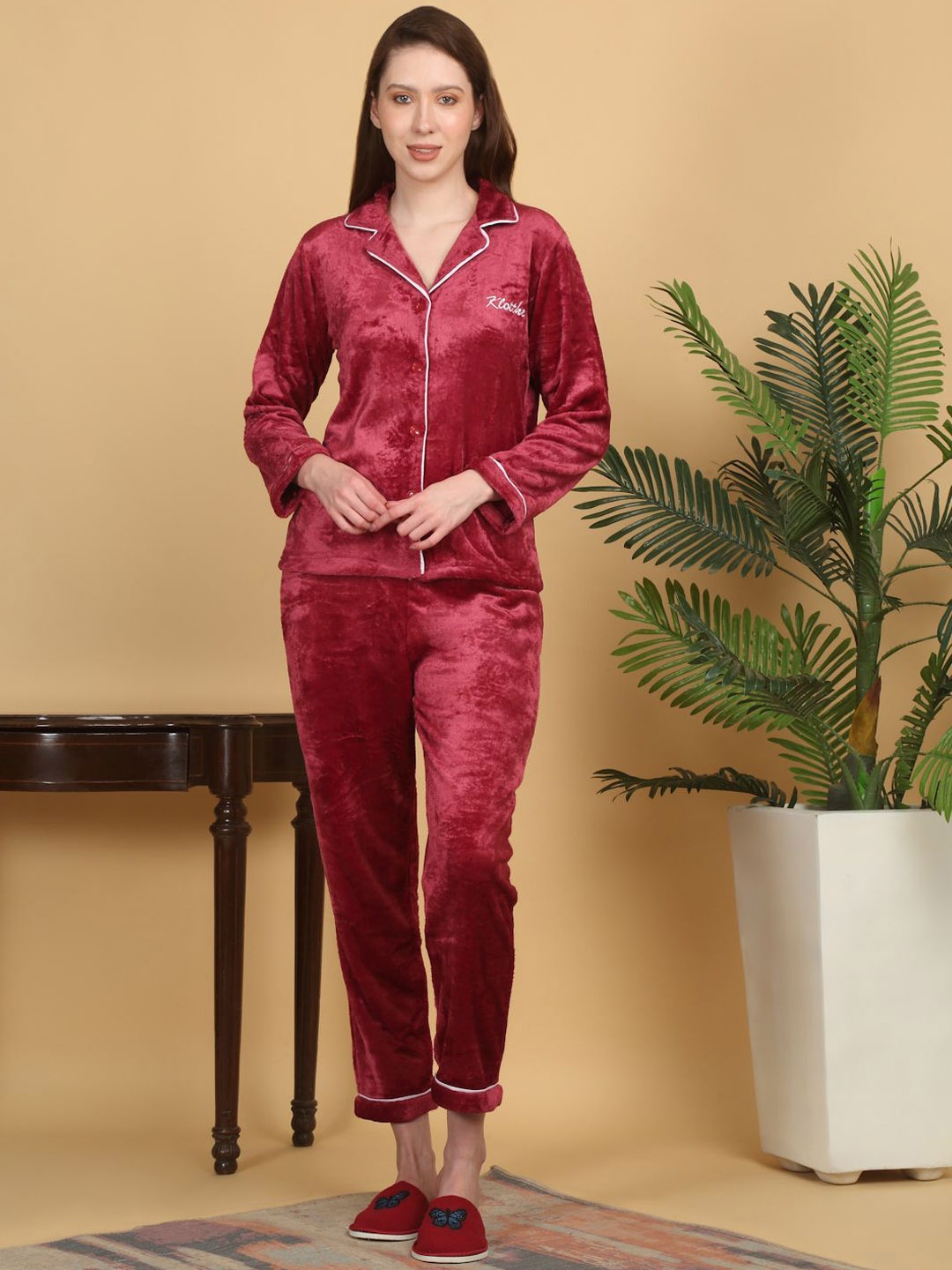 

KLOTTHE Lapel Collar Woollen Shirt With Pyjamas, Red