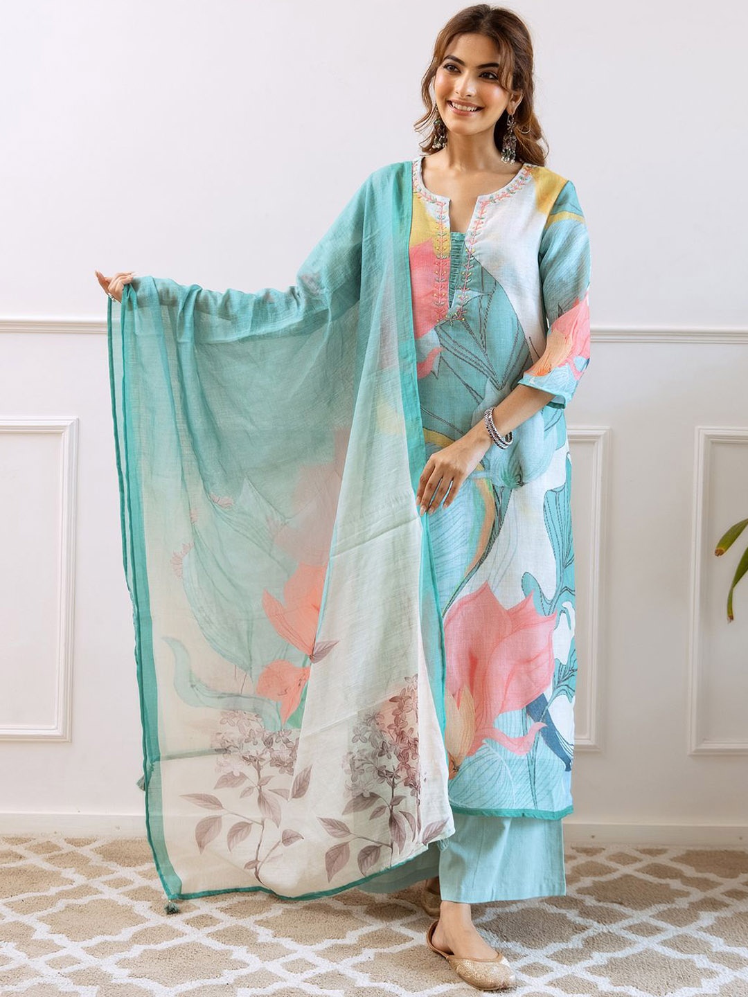 

FILO HEVIS Floral Printed Notched Neck Pure Cotton Straight Kurta With Palazzos & Dupatta, Blue