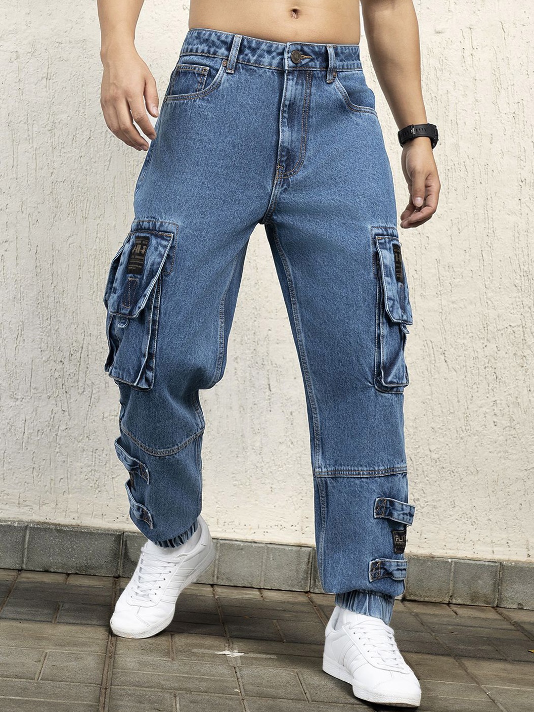 

Hubberholme Men Regular Fit Light Fade Jeans, Blue