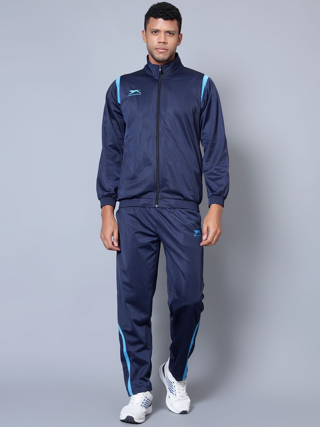 

Shiv Naresh Men Mid-Rise Tracksuits, Navy blue