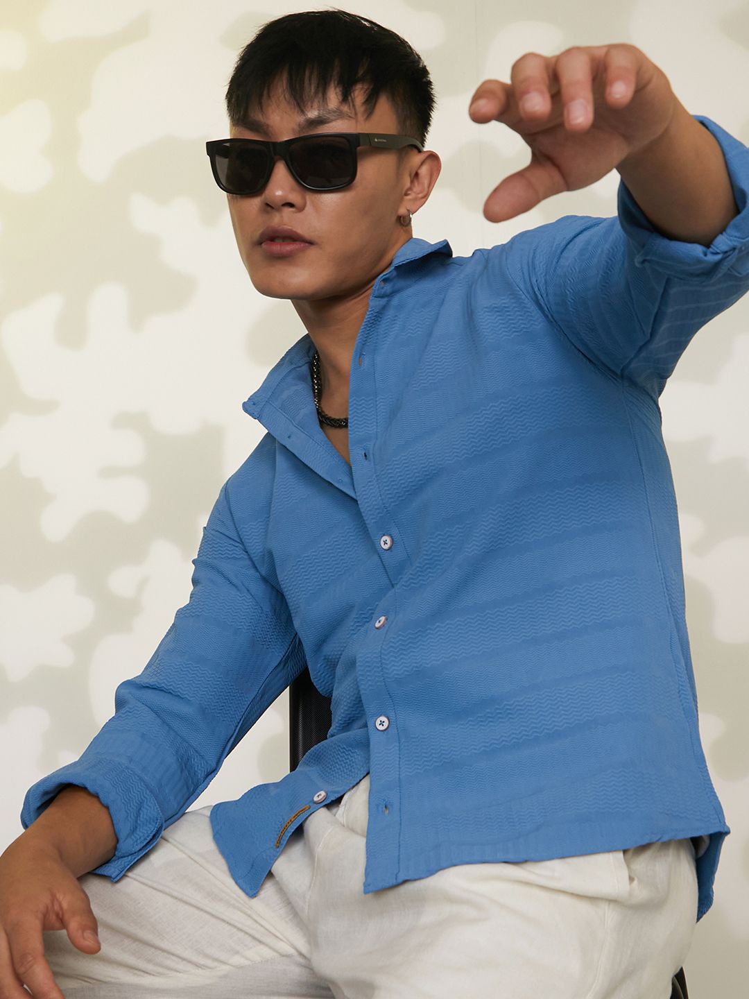 

Campus Sutra Men Comfort Textured Opaque Casual Shirt, Blue
