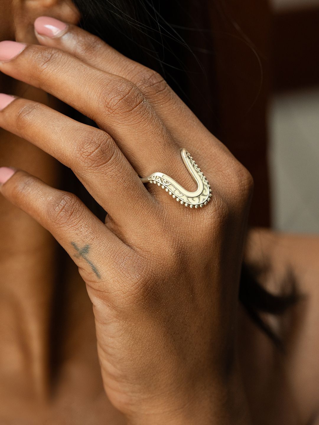 

SHAYA 925 Silver Oxidized Finger Ring