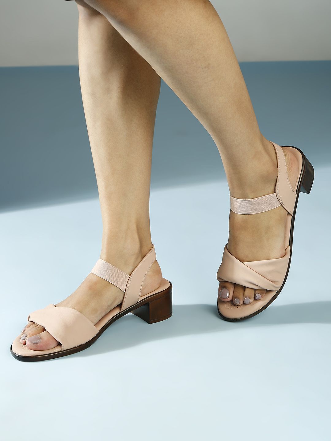 

Inc 5 Women Block Heeled Sandals with Backstrap, Peach