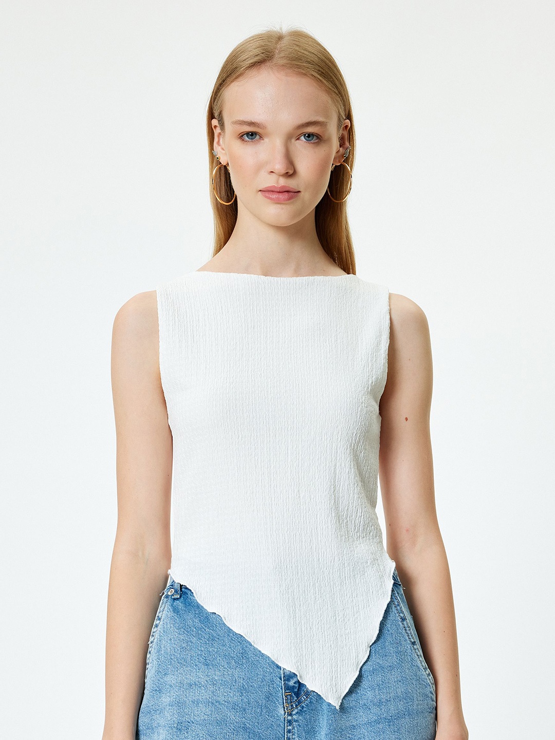 

Koton Women Geometric Printed Square Neck Polyester Top, White
