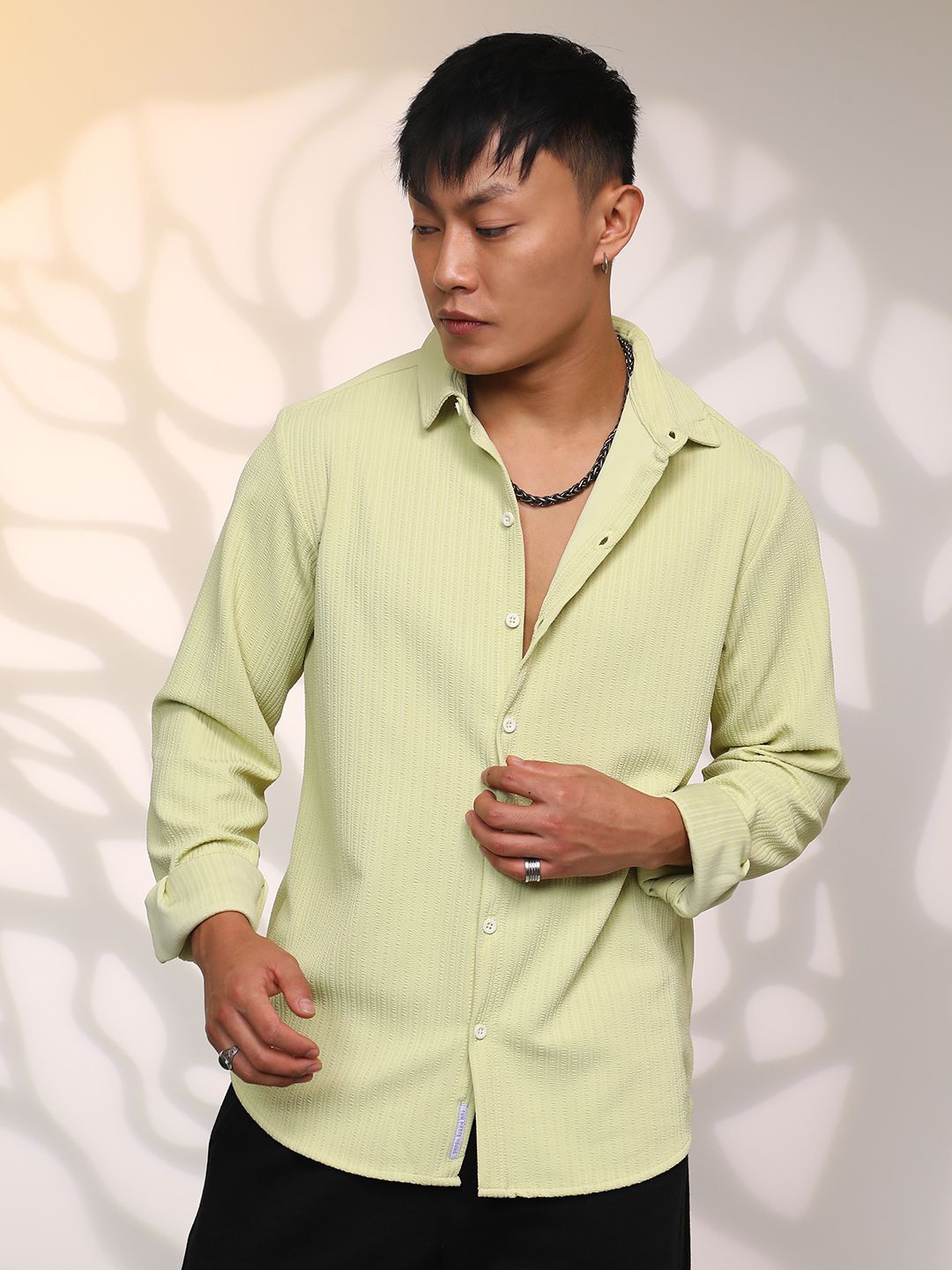 

Campus Sutra Men Comfort Textured Opaque Casual Shirt, Green