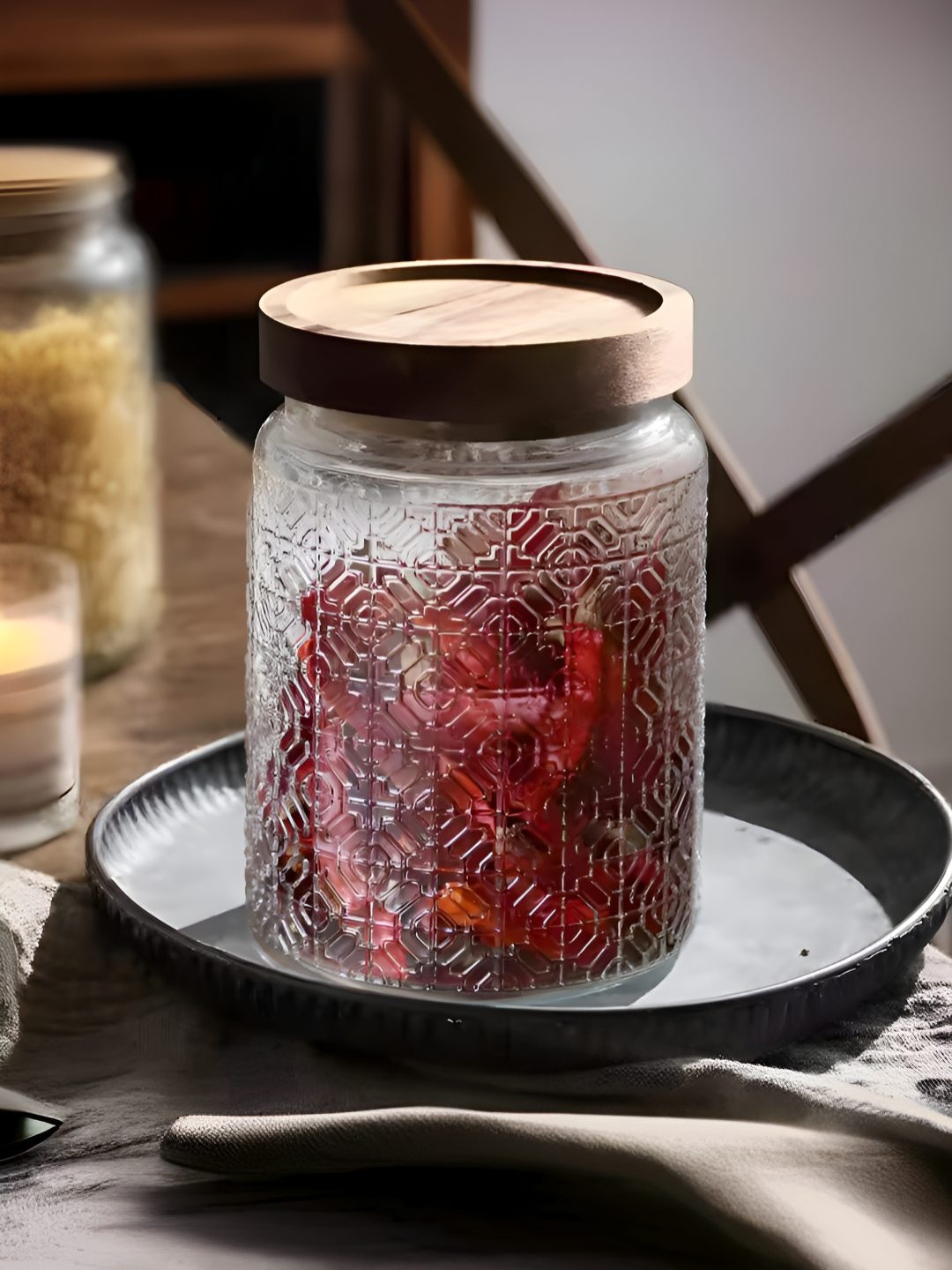

UMAI Transparent and Brown Textured Airtight Glass Jar With Wooden Lid- 800 ml