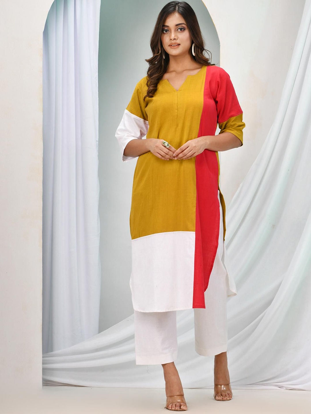 

Angoshobha Colourblocked Pure Cotton Tunic With Palazzo, Mustard