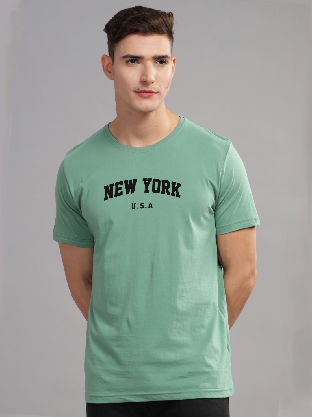 

ADRO Men Typography Printed Raw Edge T-shirt, Sea green