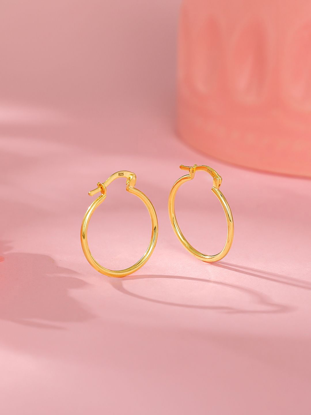 

GIVA 925 Silver Gold Plated Contemporary Hoop Earrings