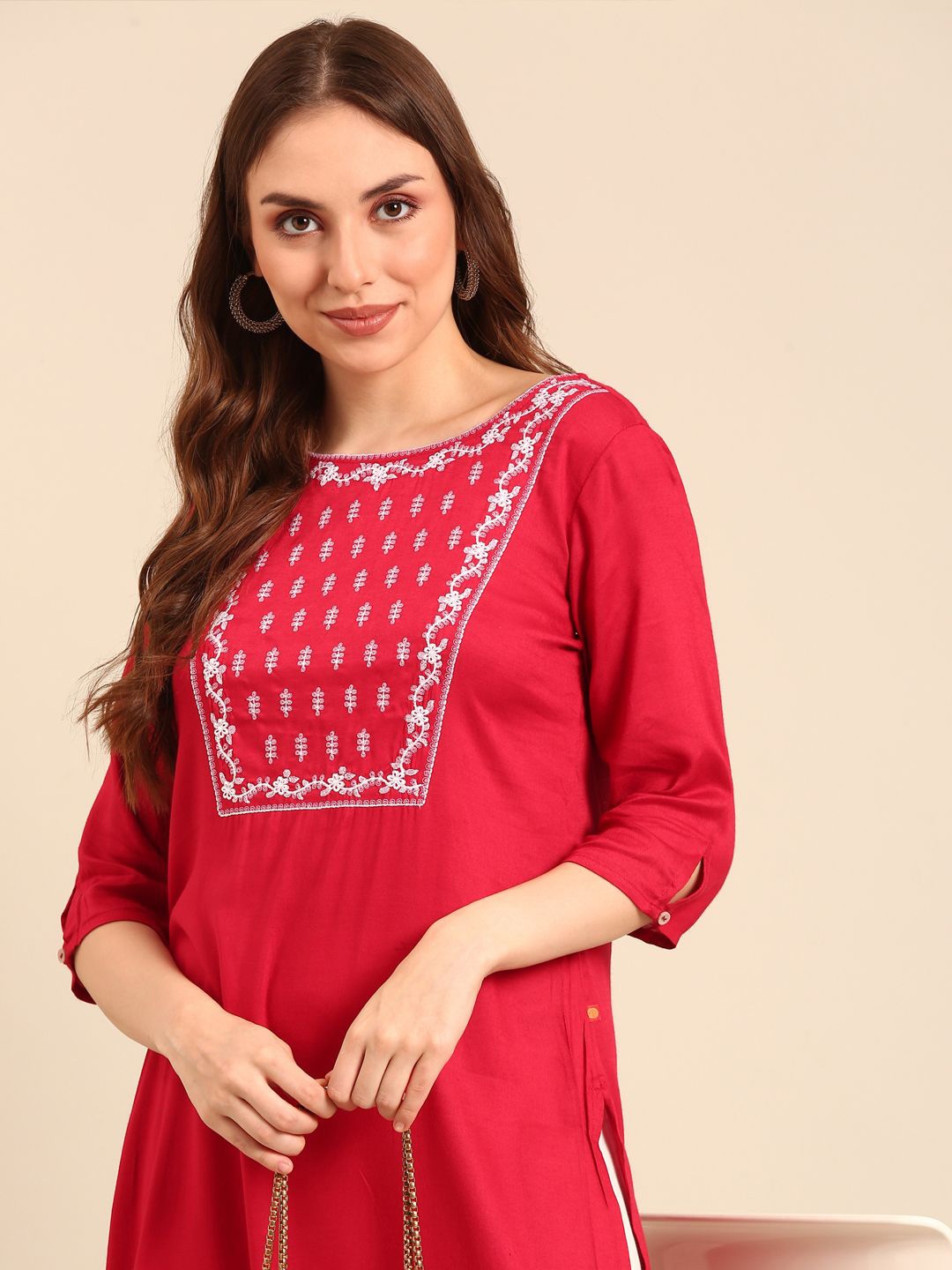

Anouk Floral Yoke Design Round Neck Straight Kurta, Red