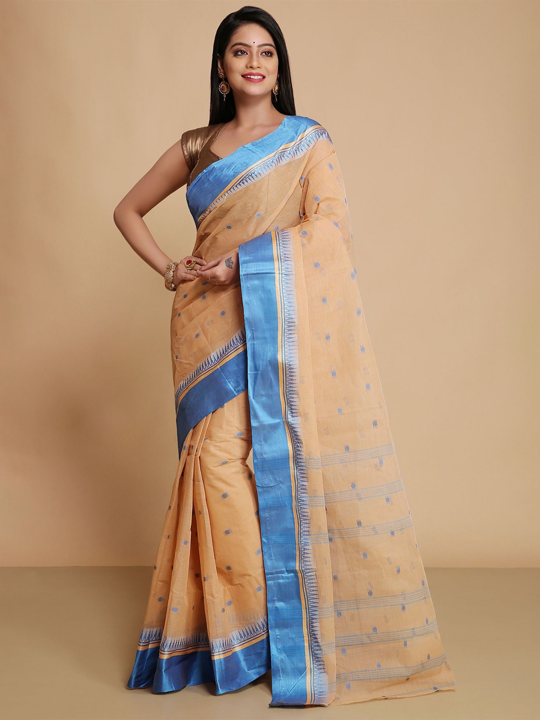 

WoodenTant Woven Design Pure Cotton Taant Saree, Beige
