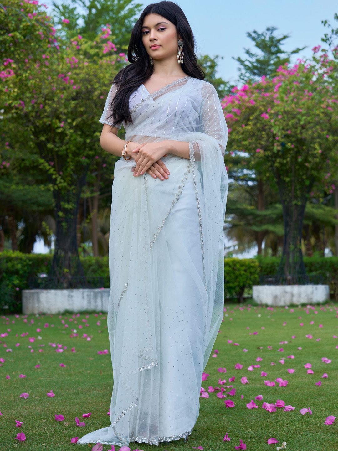 

Saree mall Embellished Beads and Stones Net Sarees, Off white