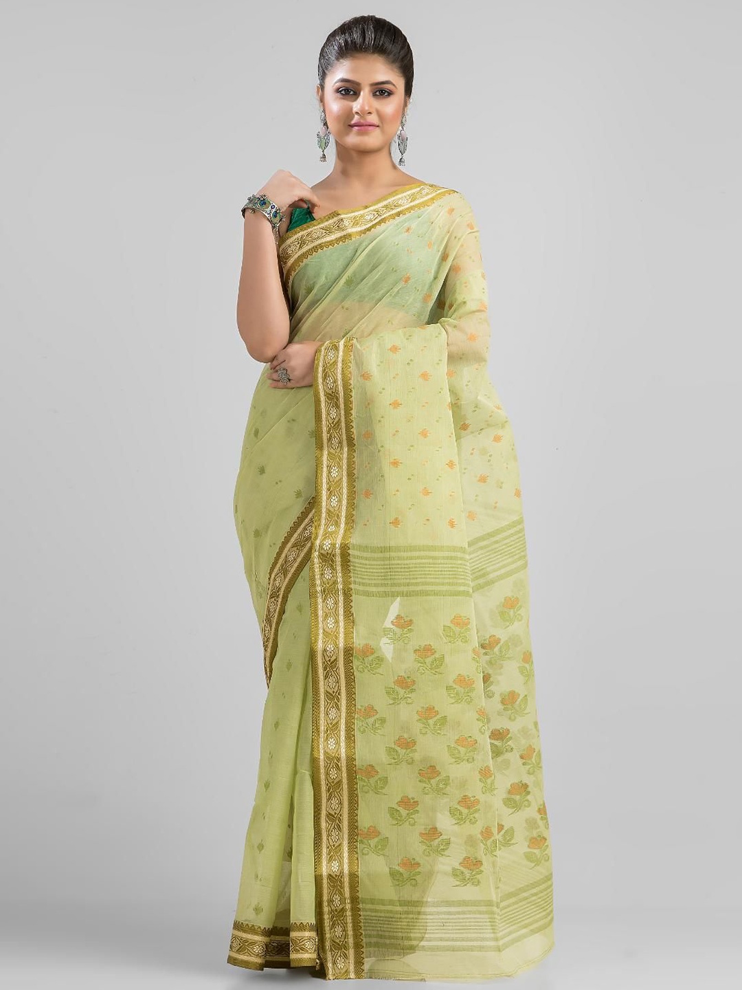 

SAJASAJO Woven Design Ethnic Motifs Zari Pure Cotton Saree, Lime green