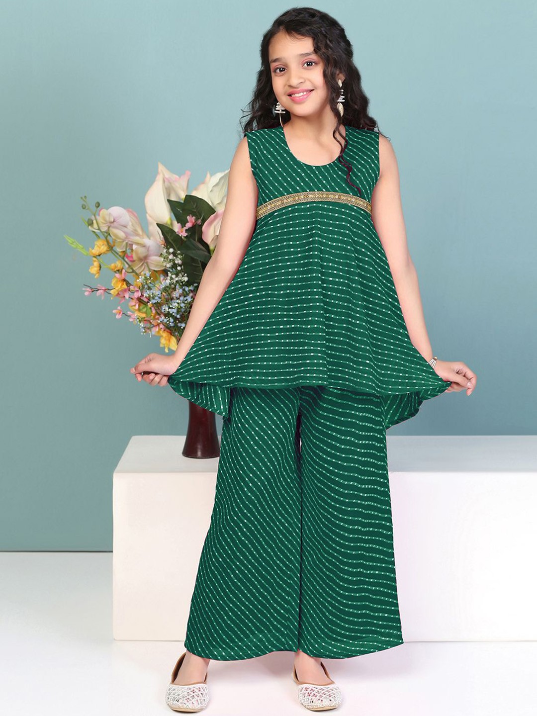 

FASHION DREAM Girls Leheriya Printed Georgette A-Line Kurta with Palazzo, Green