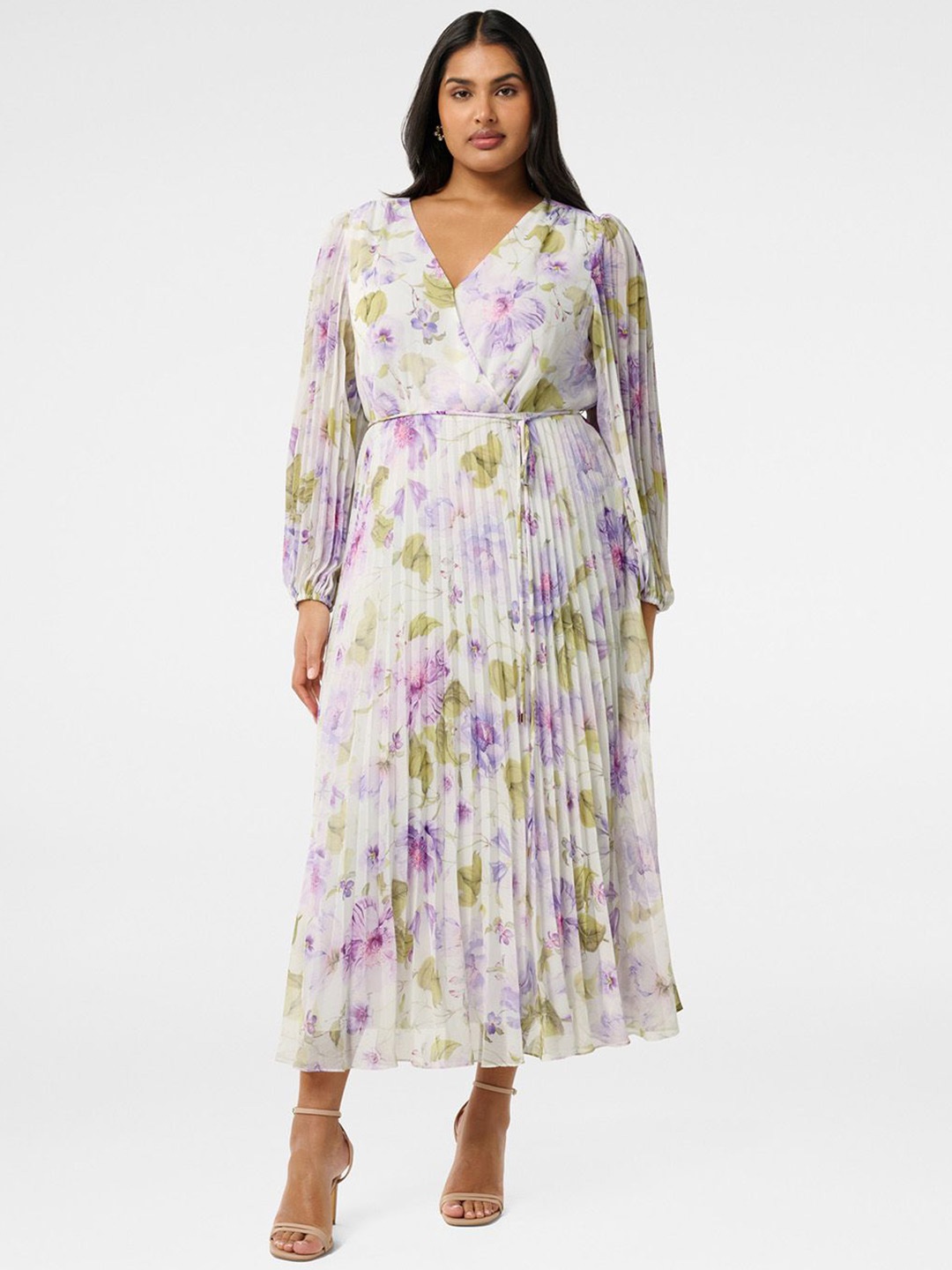 

Forever New Phillipa Curve Floral Puff Sleeve Floral Midi Dress, White