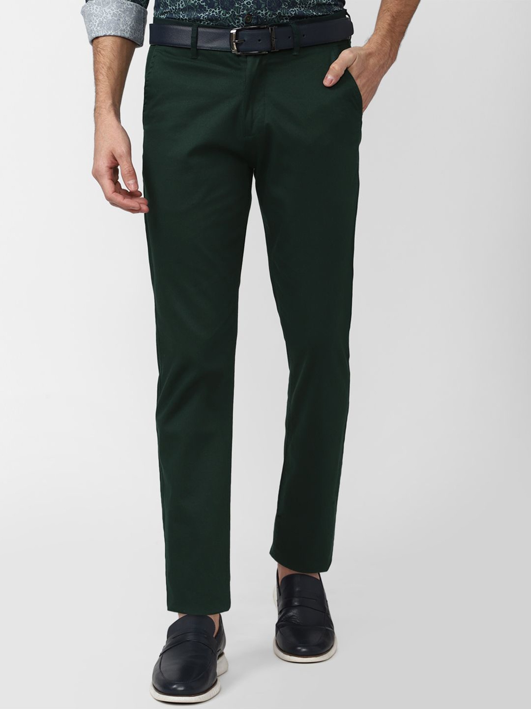 

Peter England Casuals Men Slim Fit Chinos Trousers, Green