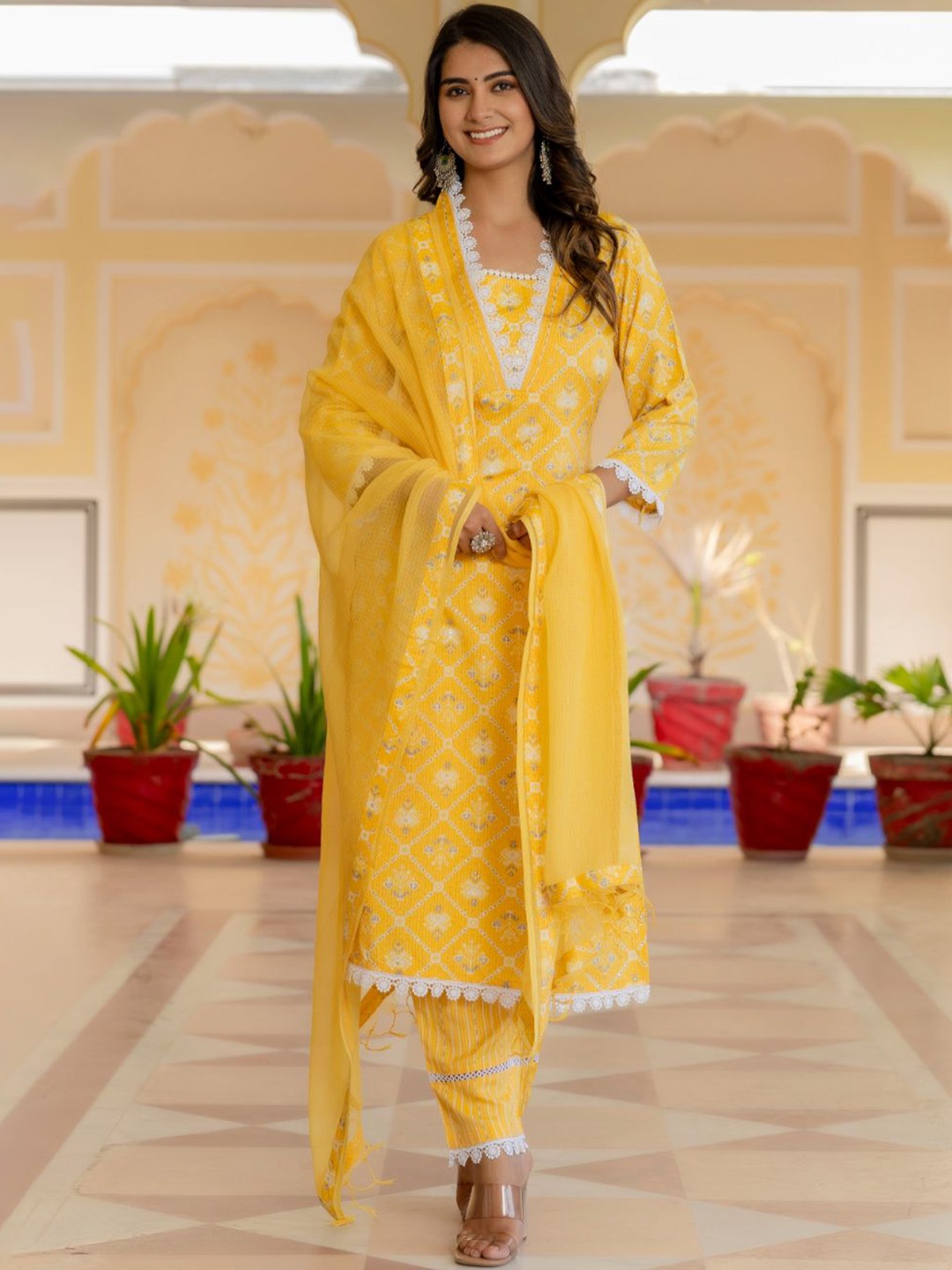 

Rangeelo Floral Printed Chanderi Cotton Kurta with Palazzos & Dupatta, Yellow