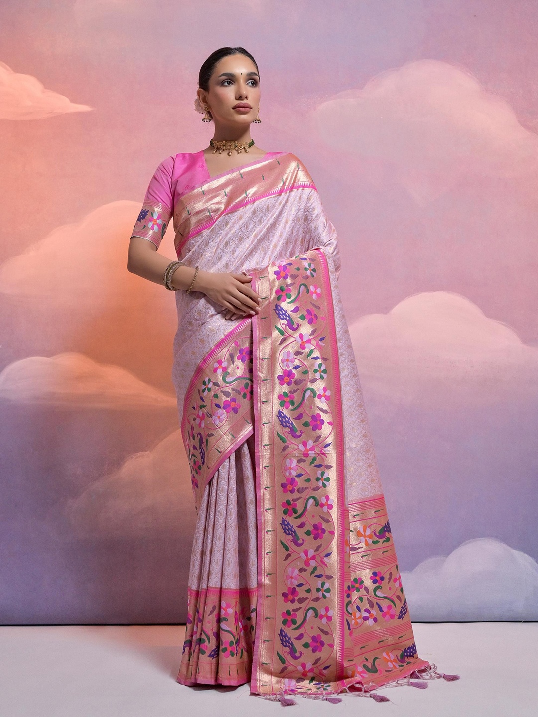 

LeeliPeeri Designer Floral Paithani Saree With Kanjeevaram Weaving, Lavender