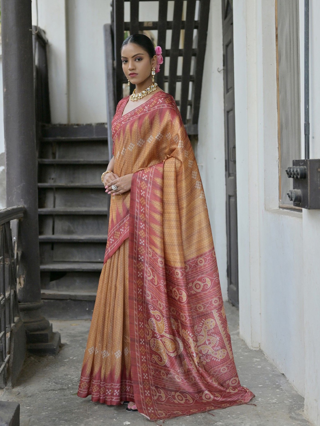 

LeeliPeeri Designer Printed Floral Tussar Saree, Brown