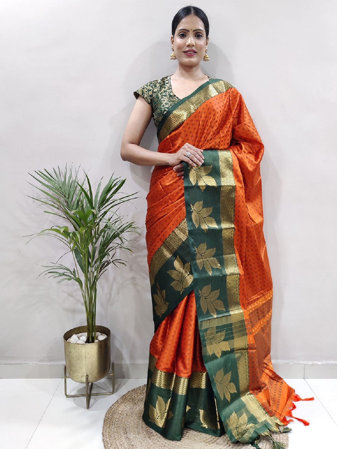 

Aika Woven Design Zari Pure Silk Saree, Orange