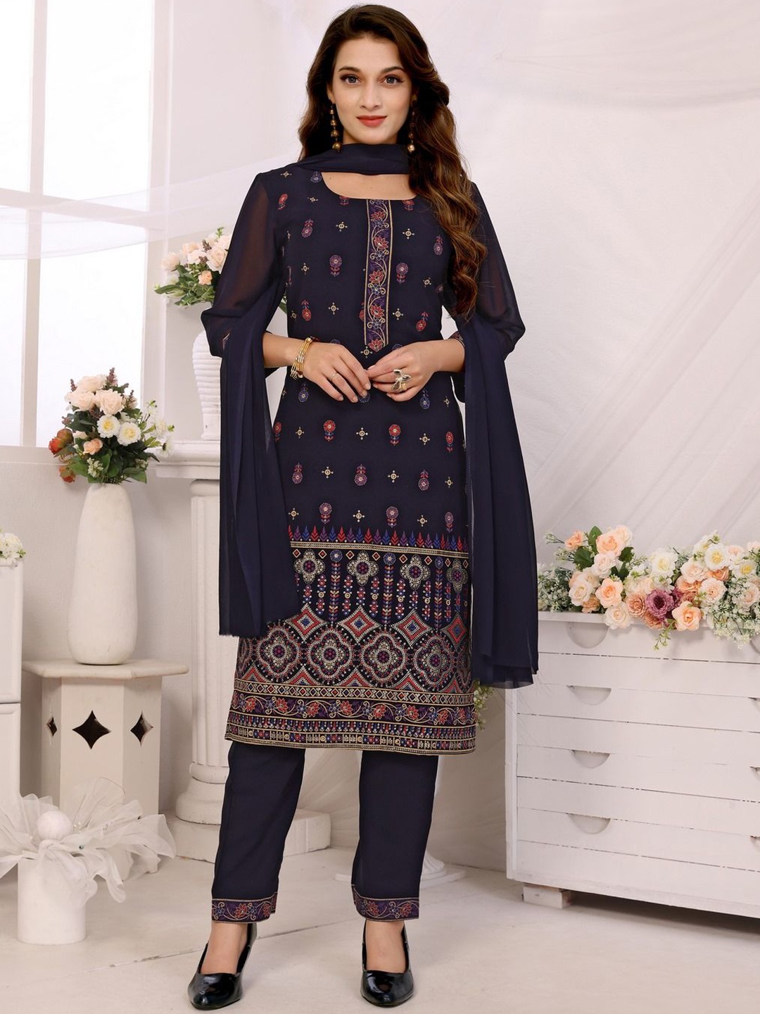 

Titanium Silk Industries Floral Printed Regular Straight Kurta with Trousers & Dupatta, Navy blue