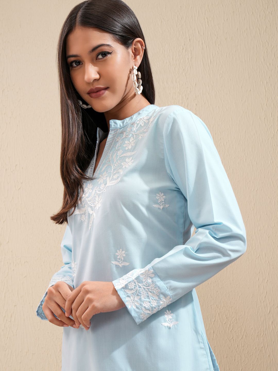 

Vishudh Women Self Design Mandarin Collar Polycotton Top, Blue
