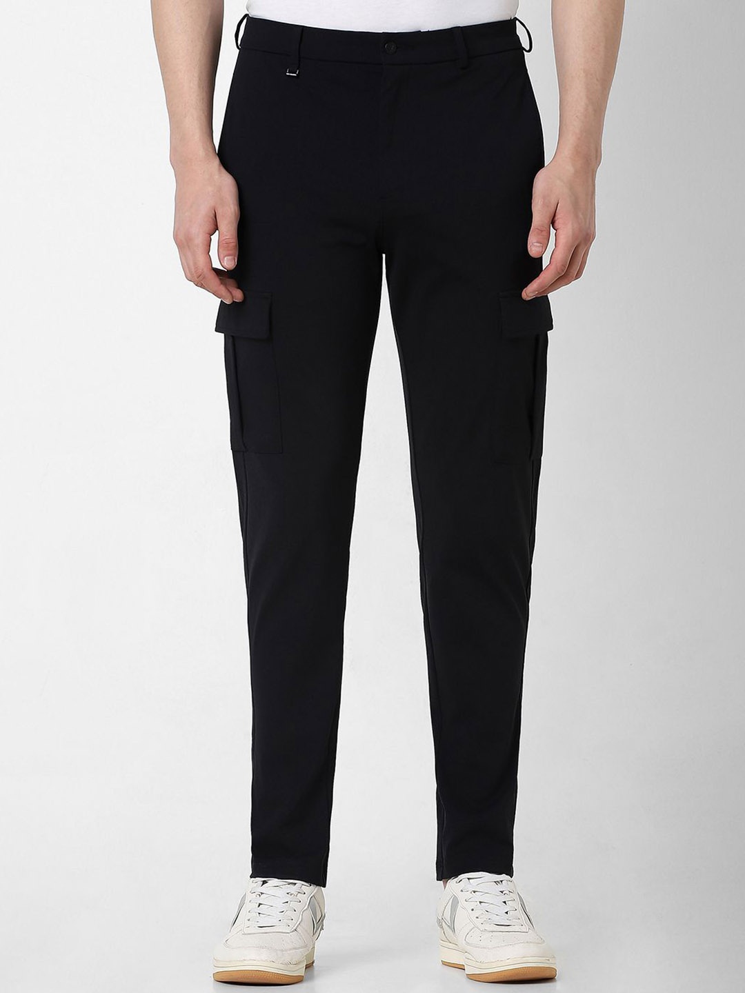 

Van Heusen Flex Men Slim Fit Cargos Trousers, Black