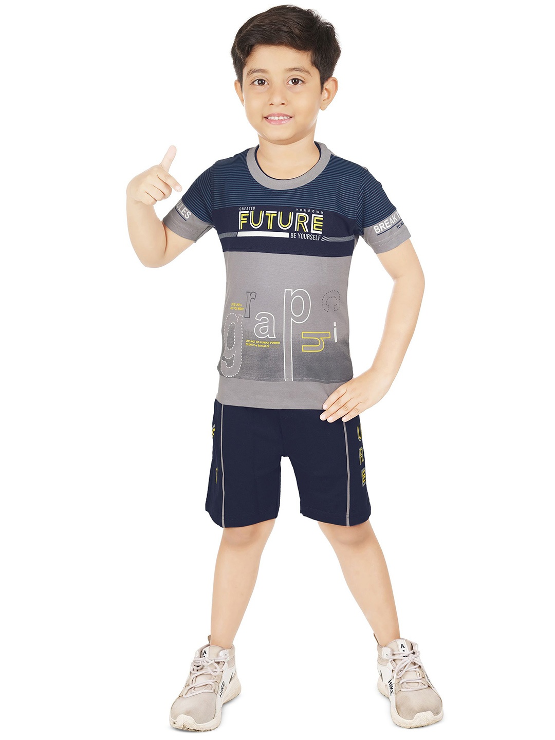 

BAESD Boys Printed Pure Cotton T-shirt With Shorts, Grey