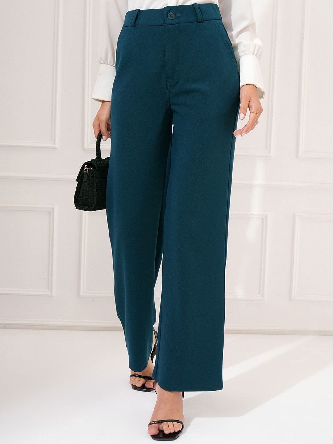 

Tokyo Talkies Women Straight Fit Trousers, Teal