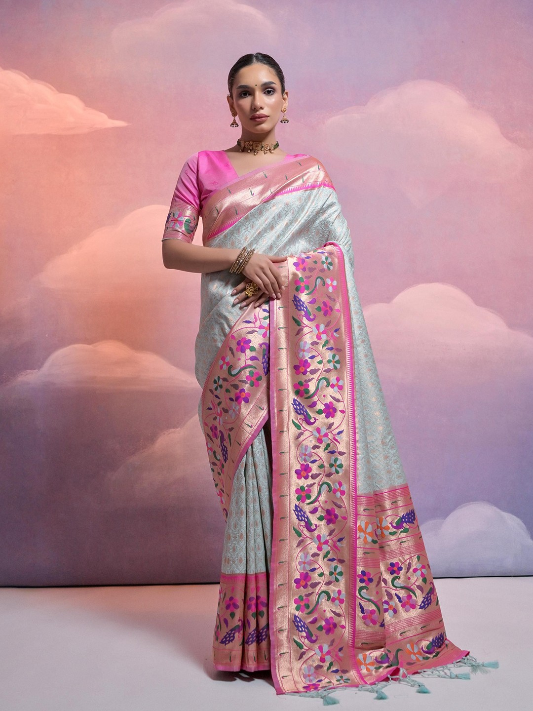 

LeeliPeeri Designer Floral Paithani Saree With Kanjeevaram Weaving, Blue