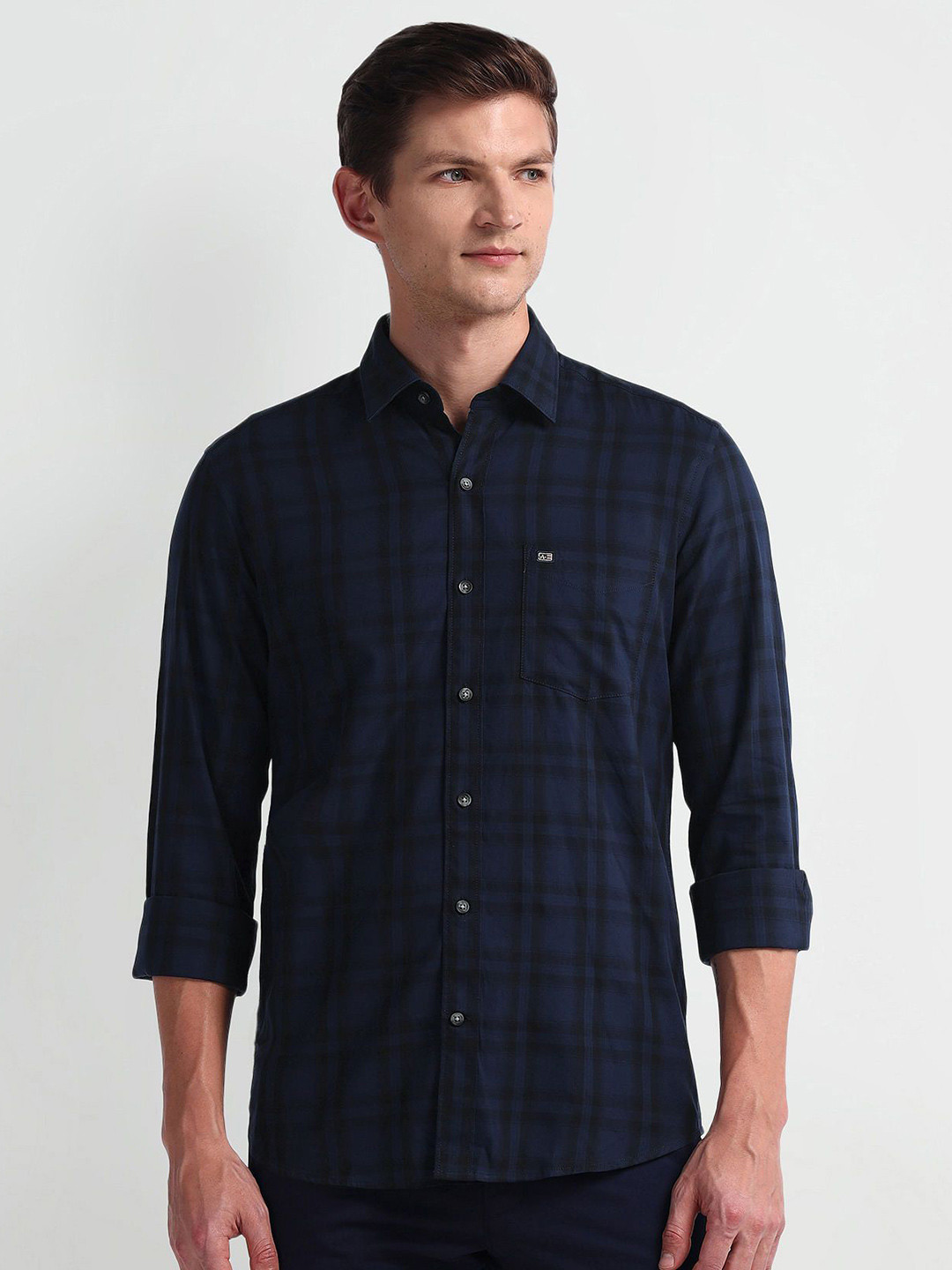 

Arrow Sport Men Smart Spread Collar Tartan Checked Cotton Slim Fit Casual Shirt, Navy blue