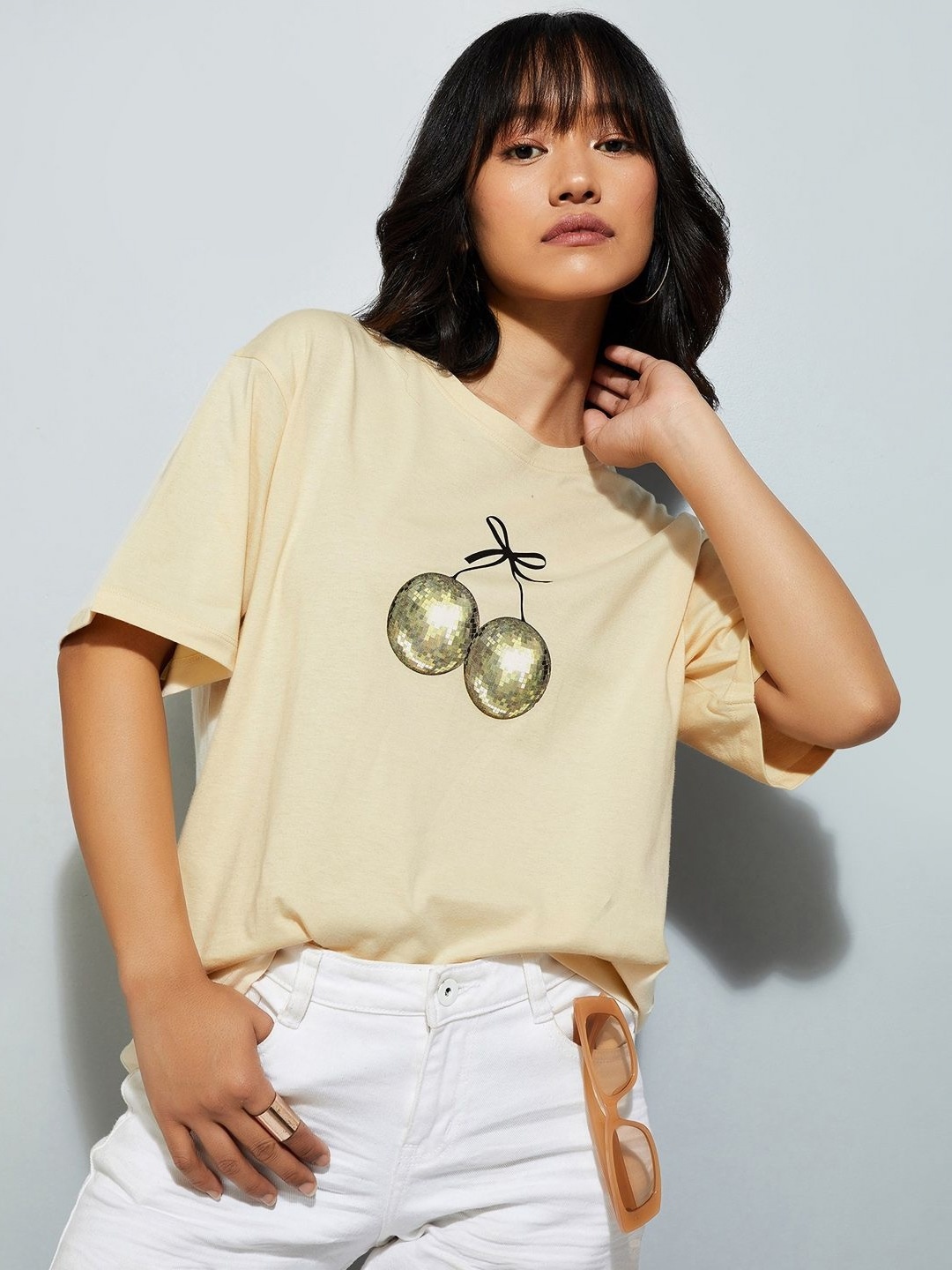 

Max Urb_N Women Relaxed Fit Graphic Printed T-Shirt, Beige