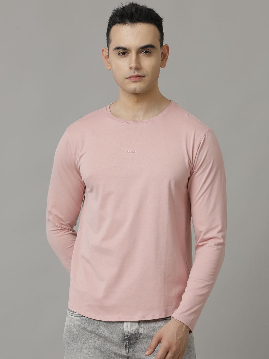 

Voi Jeans Men Solid Round Neck Cotton T-Shirt, Pink