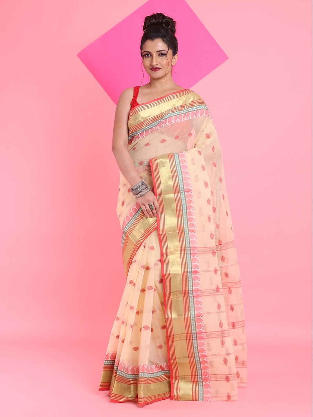 

Arhi Woven Design Zari Pure Cotton Taant Saree, Cream