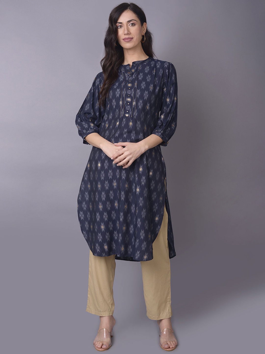 

Shree Aabstract Printed Mandarin Collar Puff Sleeves Straight Kurta, Navy blue