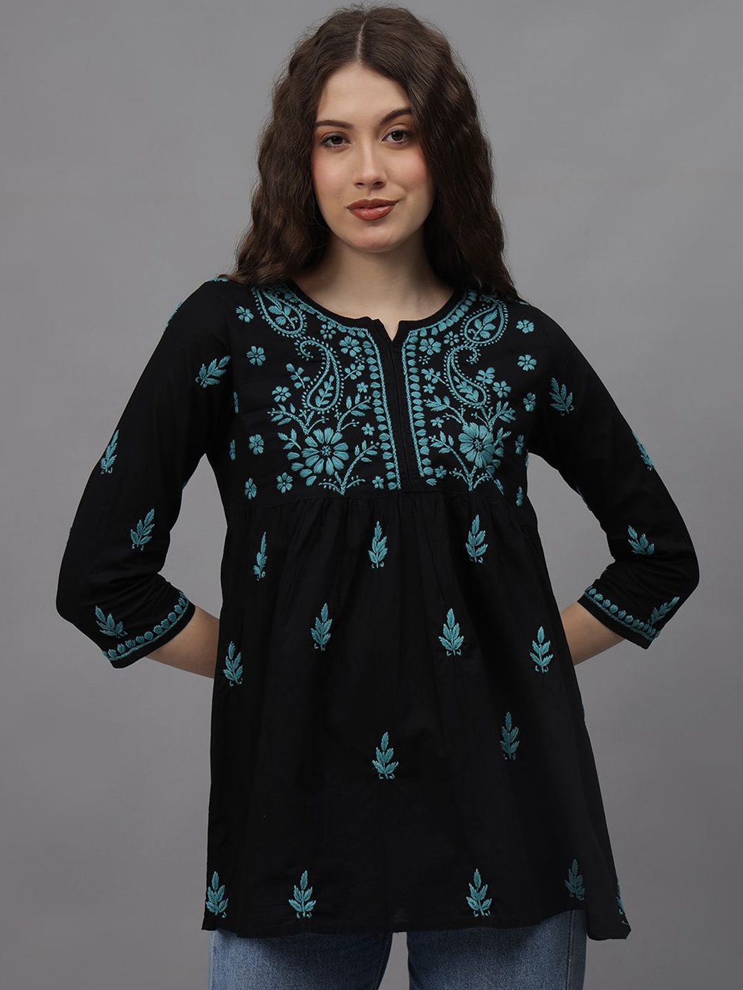 

Seva Chikan Ethnic Motifs Embroidered Chikankari Chikankari Kurti, Black