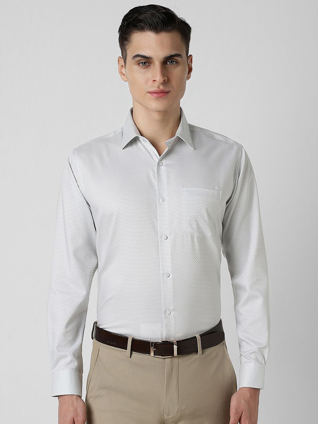 

Van Heusen Men Spread Collar Geometric Printed Cotton Formal Shirt, White