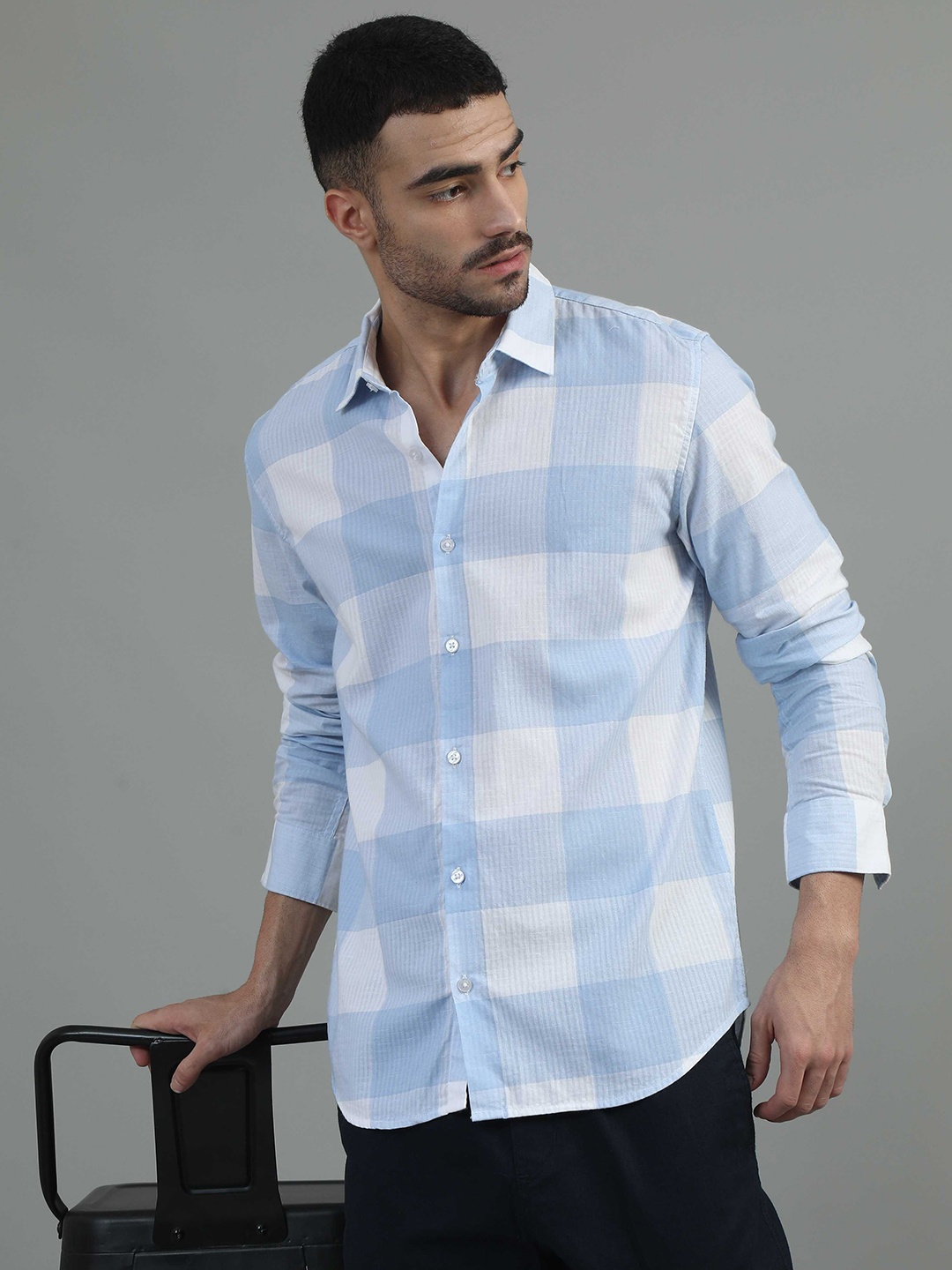 

SORATIA Men Spread Collar Buffalo Checked Cotton Relaxed Fit Casual Shirt, Blue