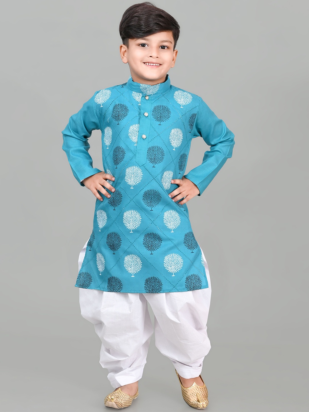

NFC CREATION Boys Floral Printed Regular Straight Kurta with Patiala, Green
