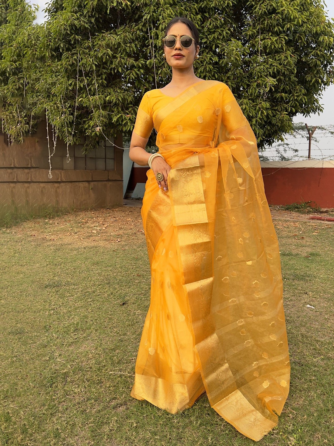 

LeeliPeeri Designer Ethnic Motifs Zari Organza Saree, Yellow